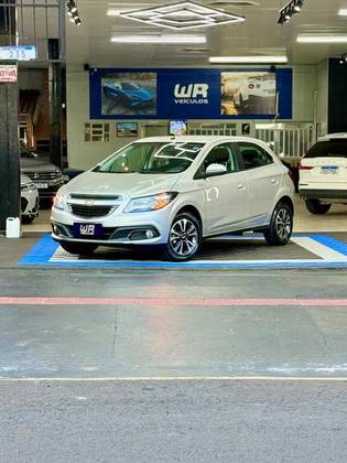 CHEVROLET ONIX 1.4 MPFI LTZ 8V FLEX 4P MANUAL